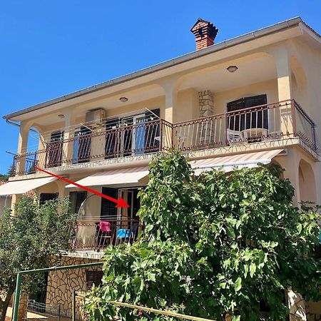 Apartments Santic Čižići エクステリア 写真